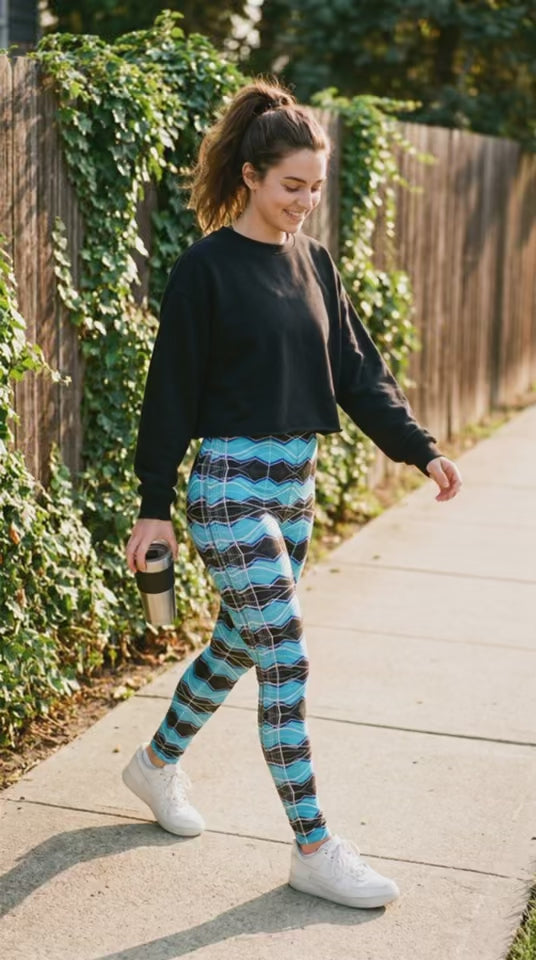 Daisy Inferno™ Turquoise Frequency High Waisted Leggings